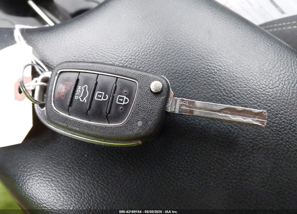 2018 HYUNDAI SONATA VIN: 5NPE24AF1JH608527