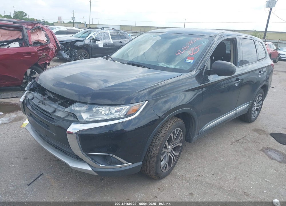 2016 MITSUBISHI OUTLANDER ES VIN: JA4AD2A31GZ045865