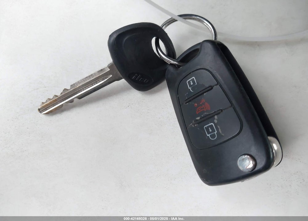 2012 KIA SOUL VIN: KNDJT2A58C7459144