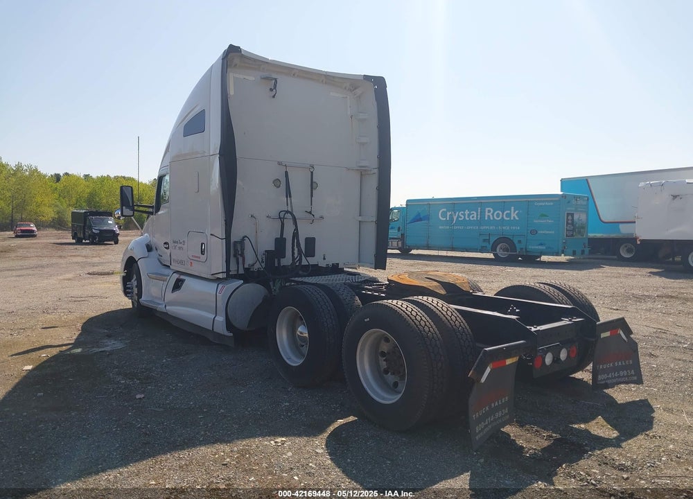 2017 KENWORTH T680 VIN: 1XKYDP9X6HJ145831