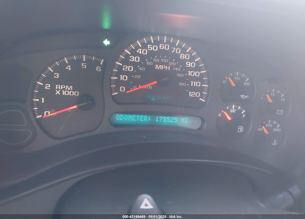 2005 CHEVROLET SILVERADO 1500 LS VIN: 2GCEC19V451114225