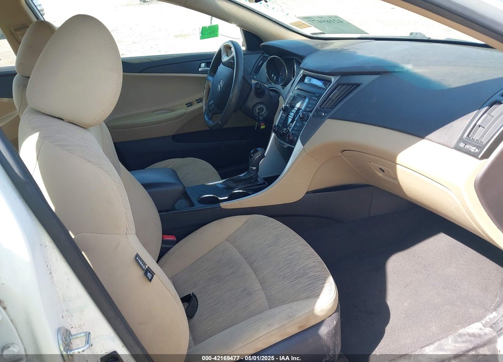 2013 HYUNDAI SONATA GLS VIN: 5NPEB4AC2DH573393