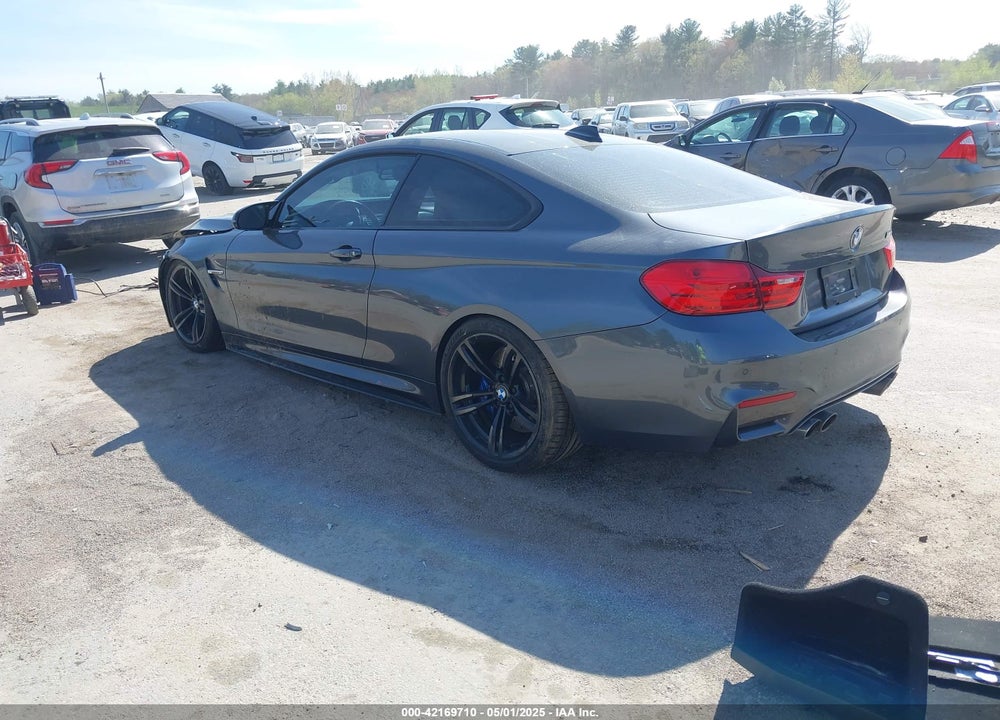 2016 BMW M4 VIN: WBS3R9C53GK337798