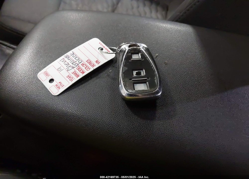 2019 CHEVROLET EQUINOX VIN: 2GNAXJEV4K6216994