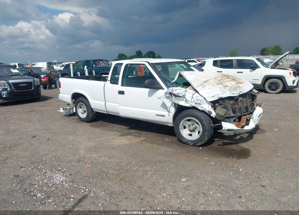 1995 CHEVROLET S TRUCK S10 VIN: 1GCCS19Z5S8153802