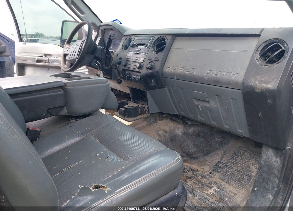 2013 FORD F-350 CHASSIS XL VIN: 1FD8W3HTXDEA15899