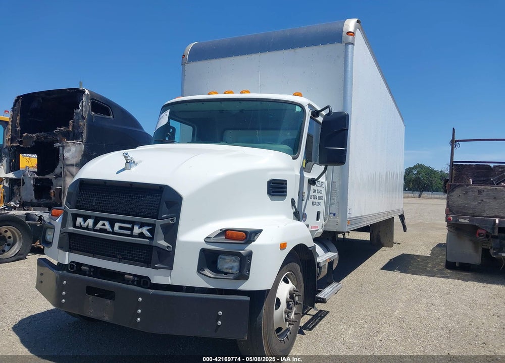 2022 MACK MD VIN: 1M2MDBAA0NS002993
