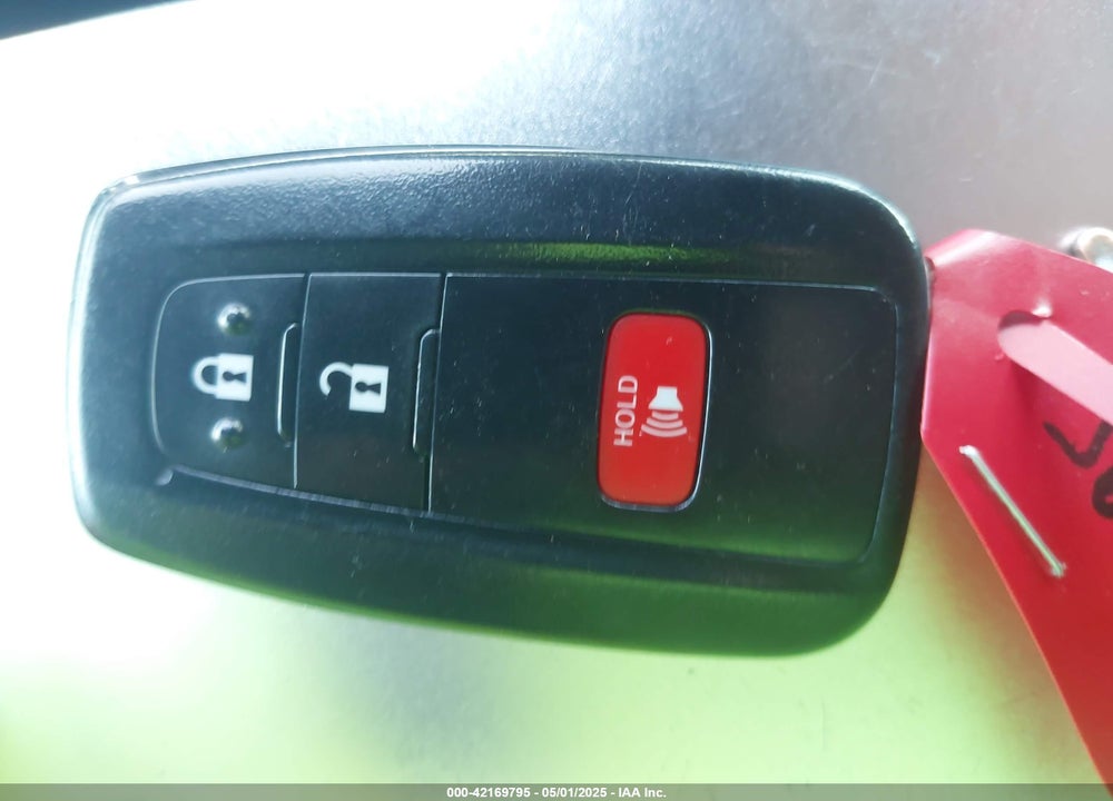 2020 TOYOTA RAV4 VIN: 2T3W1RFV1LW079645