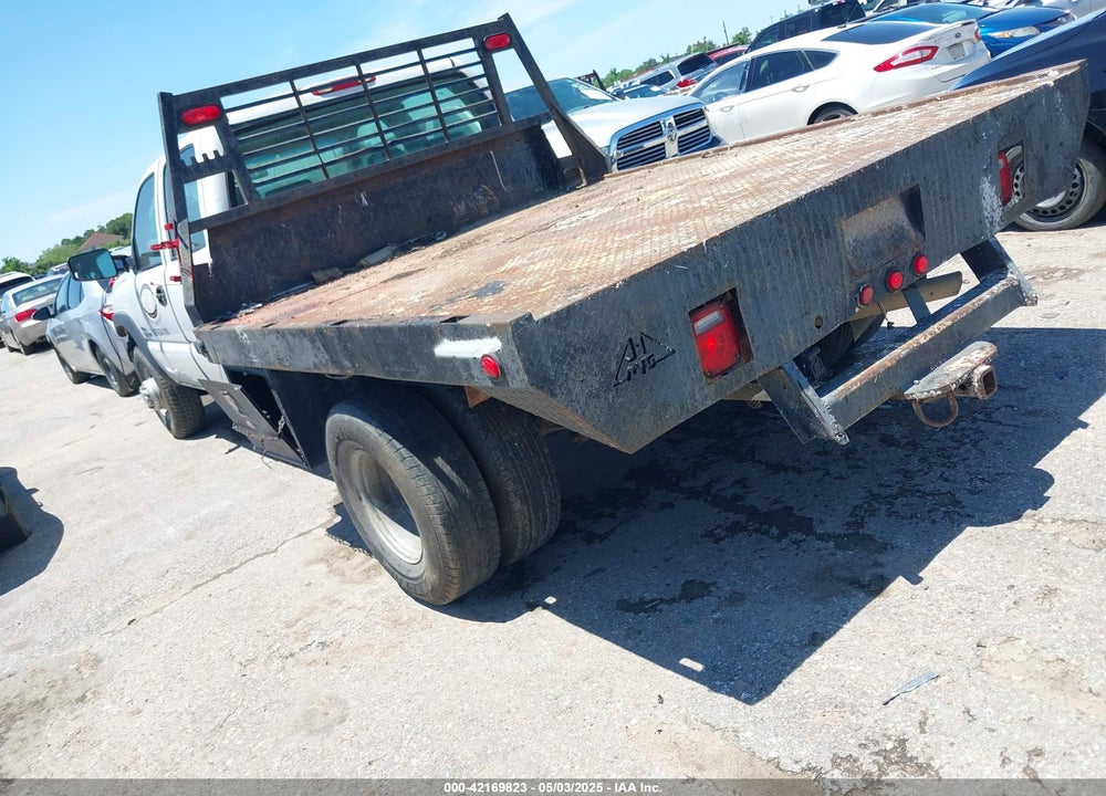 2003 CHEVROLET SILVERADO C3500 VIN: 1GBJC33153F152055