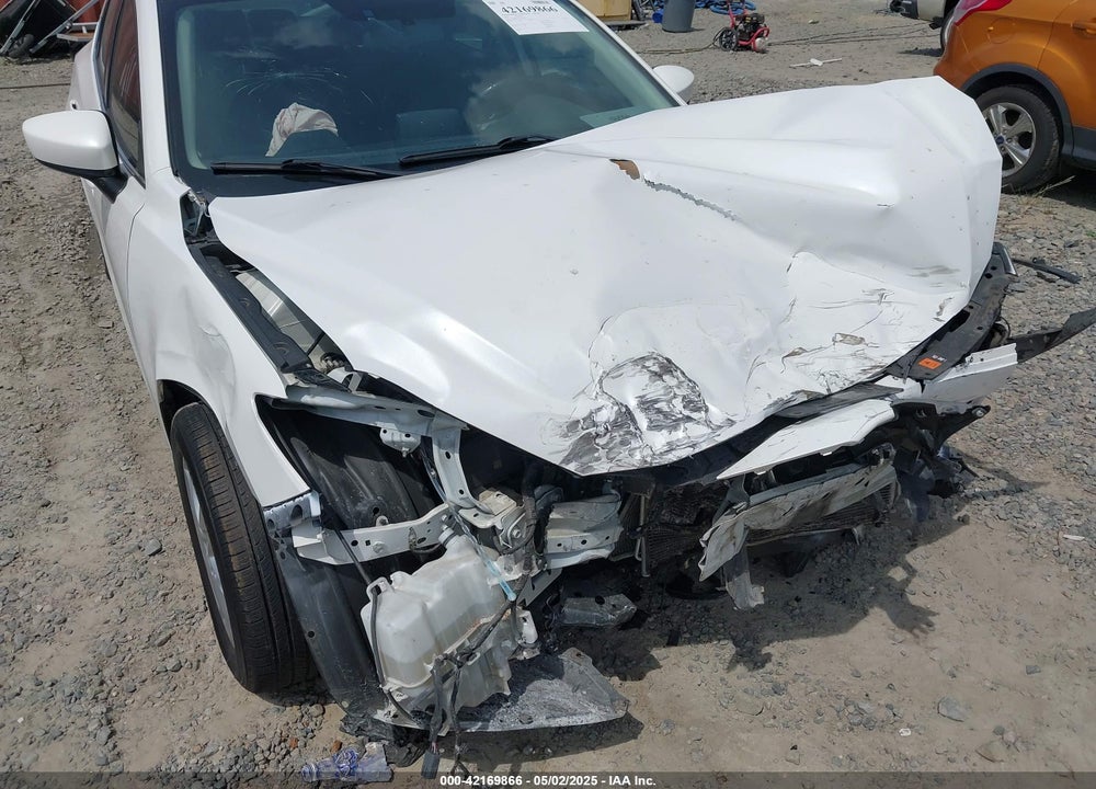 2016 MAZDA 3 I TOURING VIN: JM1BM1V70G1336745