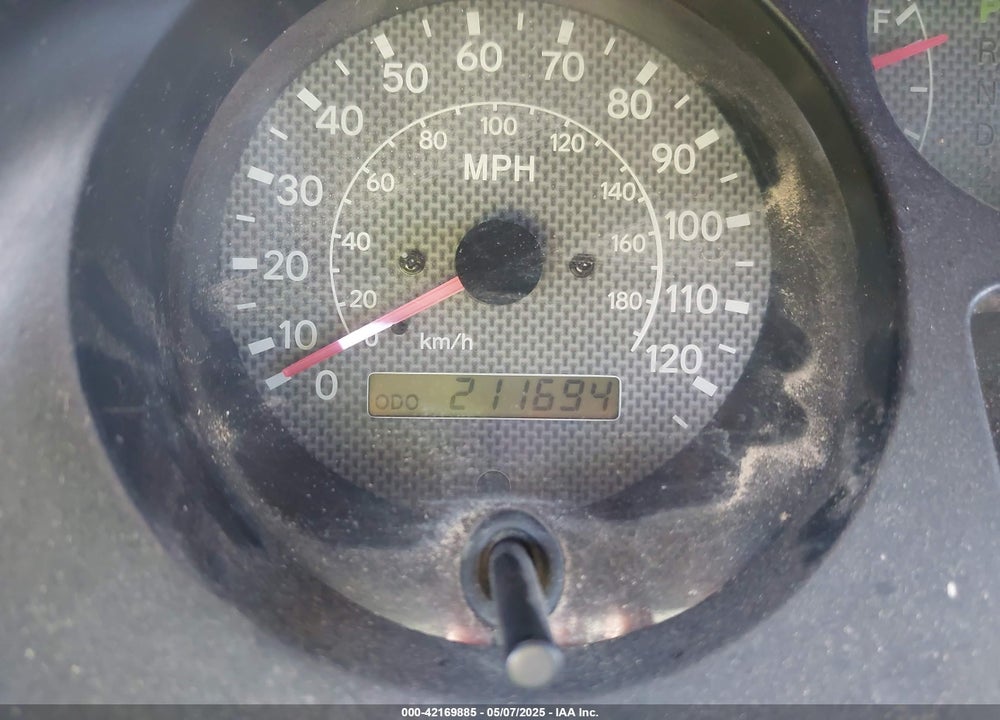 1998 TOYOTA RAV4 VIN: JT3GP10V0W0023657