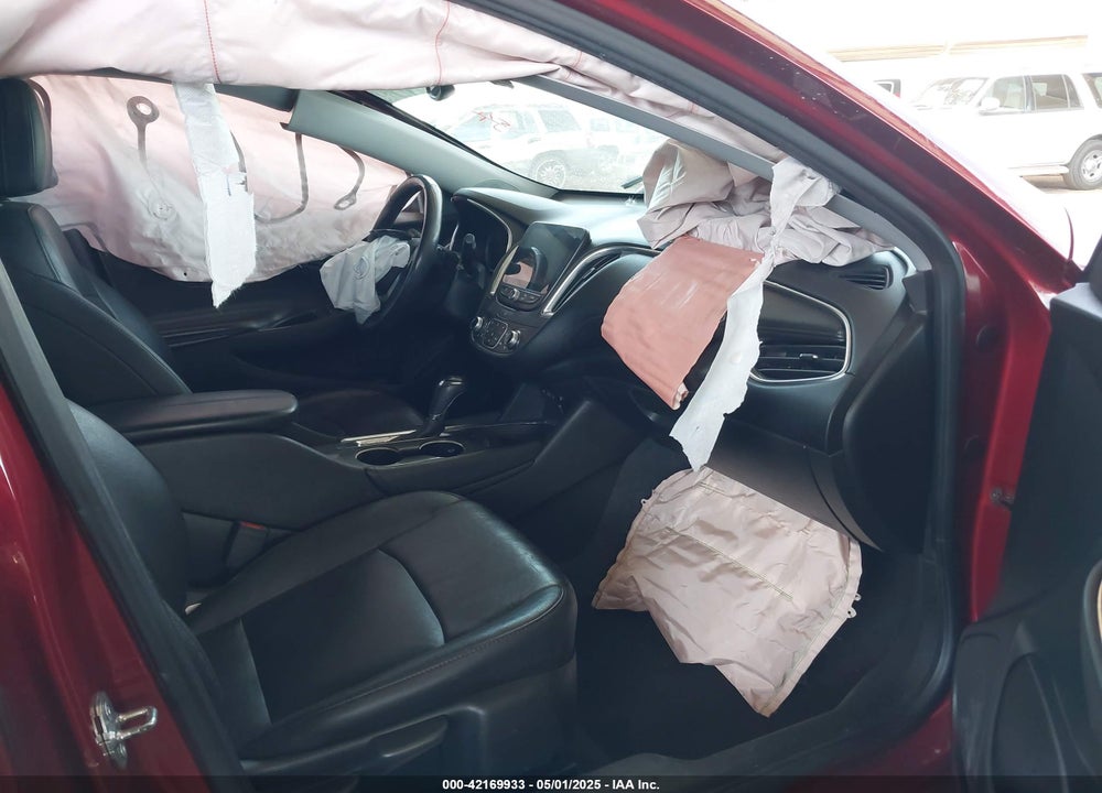2019 CHEVROLET MALIBU LT VIN: 1G1ZD5ST5KF207234