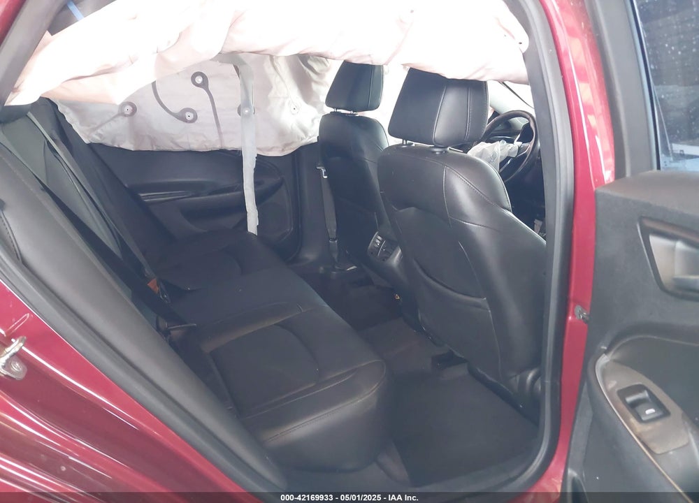 2019 CHEVROLET MALIBU LT VIN: 1G1ZD5ST5KF207234