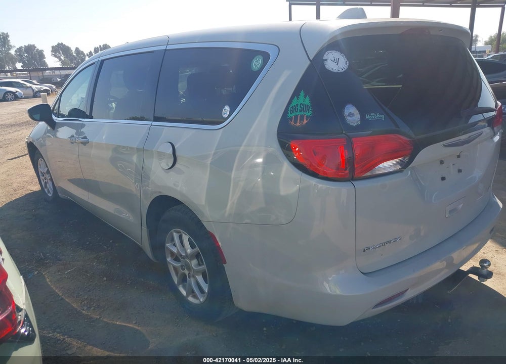 2017 CHRYSLER PACIFICA VIN: 2C4RC1DG6HR633826