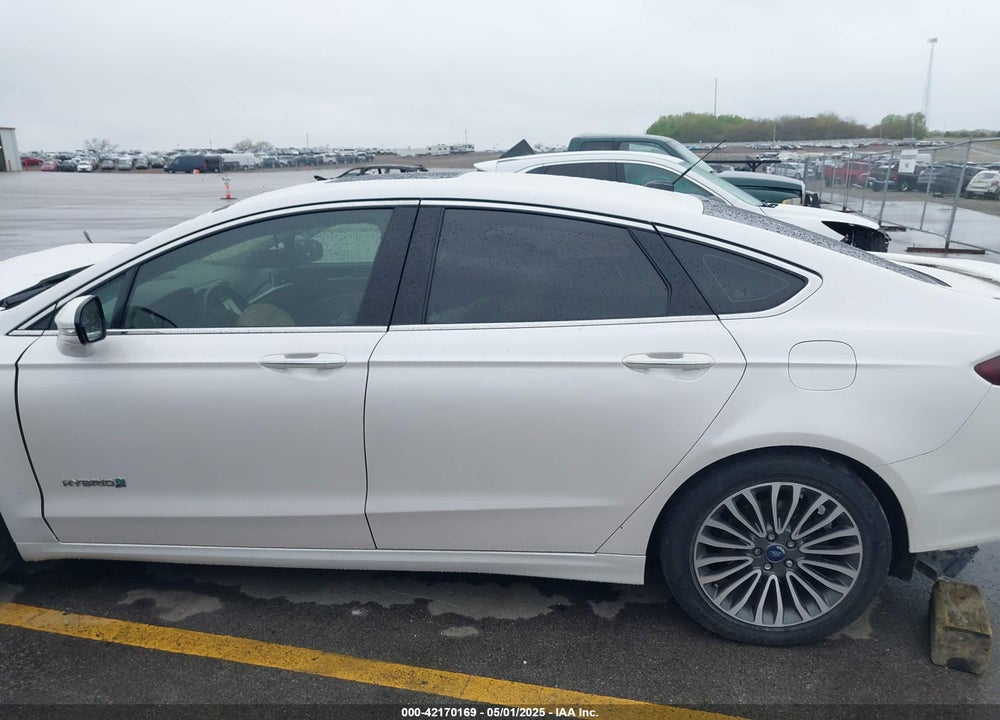 2017 FORD FUSION HYBRID TITANIUM VIN: 3FA6P0RUXHR317572
