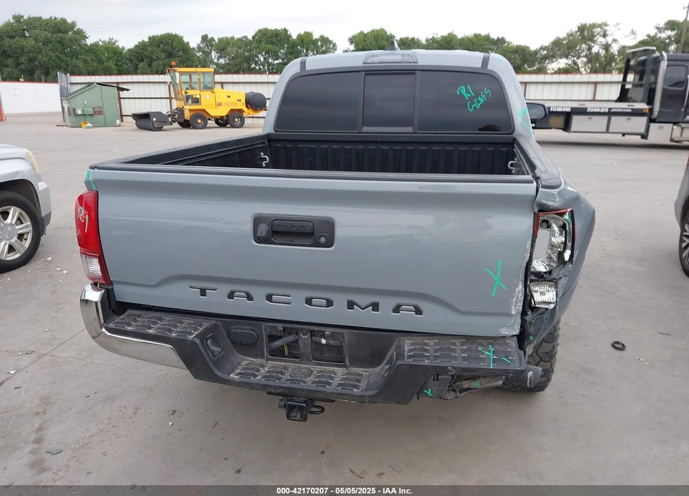 2021 TOYOTA TACOMA DOUBLE CAB/SR/SR5 VIN: 5TFAX5GNXMX191938