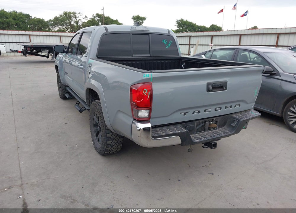 2021 TOYOTA TACOMA DOUBLE CAB/SR/SR5 VIN: 5TFAX5GNXMX191938