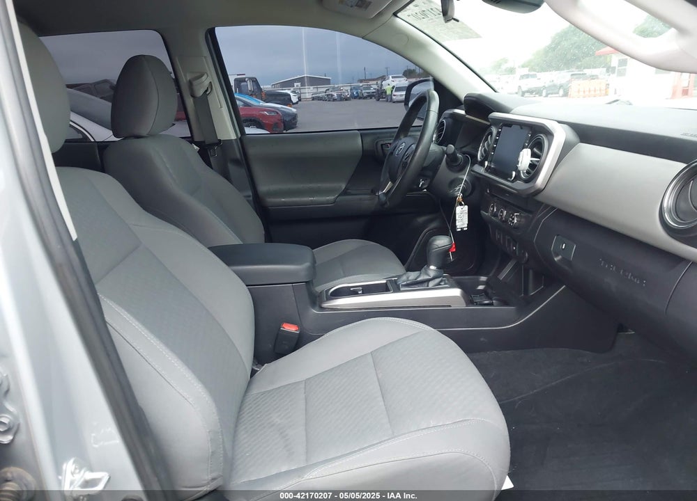 2021 TOYOTA TACOMA DOUBLE CAB/SR/SR5 VIN: 5TFAX5GNXMX191938