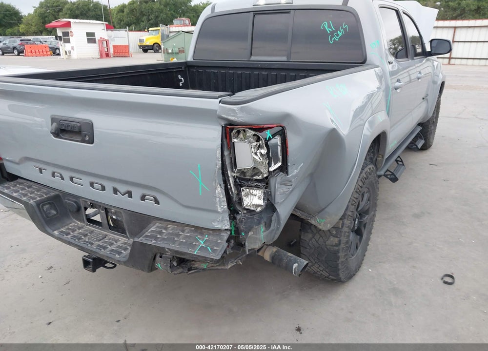 2021 TOYOTA TACOMA DOUBLE CAB/SR/SR5 VIN: 5TFAX5GNXMX191938