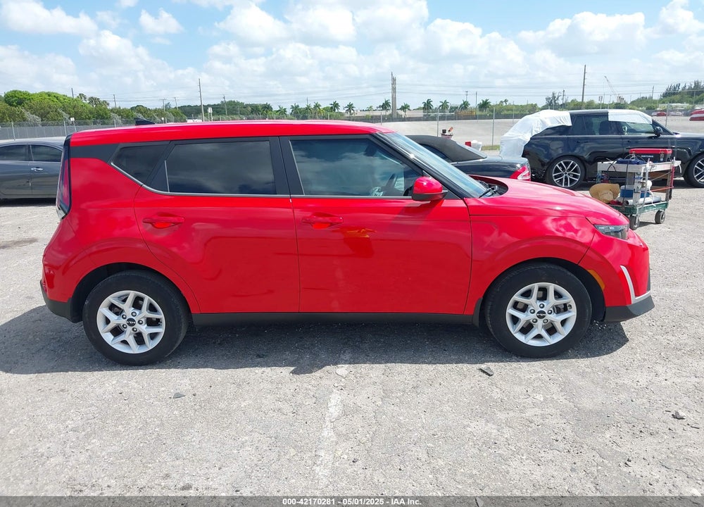 2023 KIA SOUL VIN: KNDJ23AU9P7207618