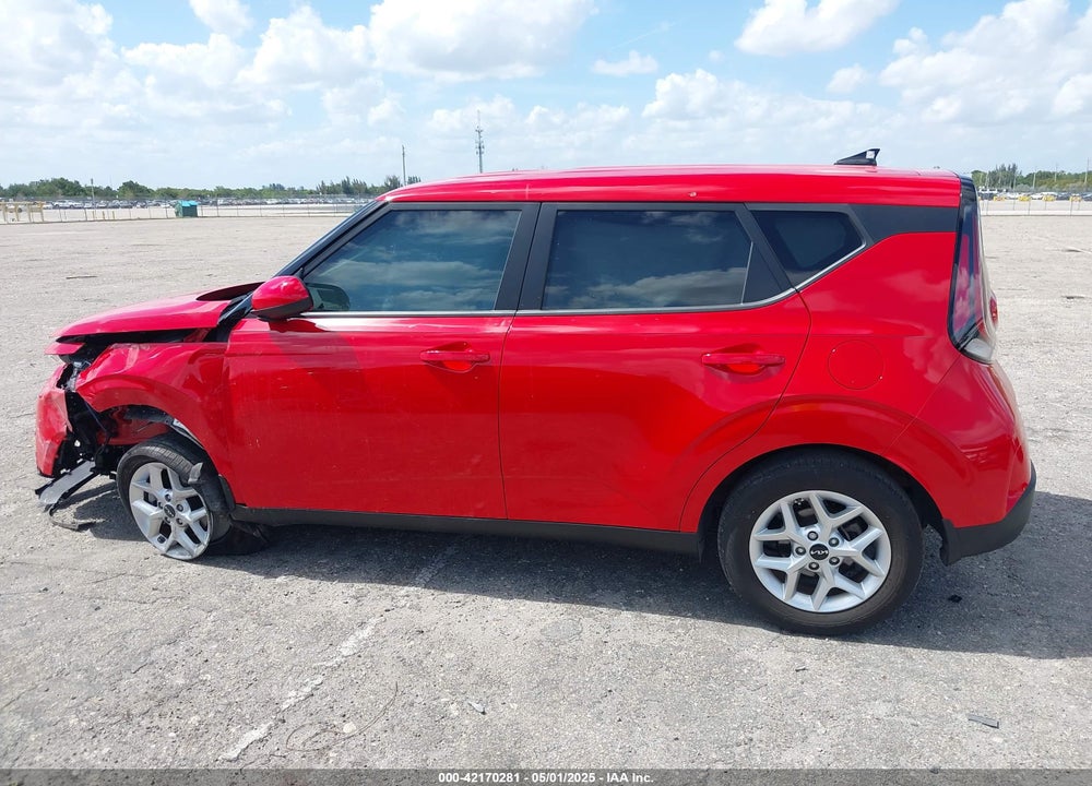 2023 KIA SOUL VIN: KNDJ23AU9P7207618