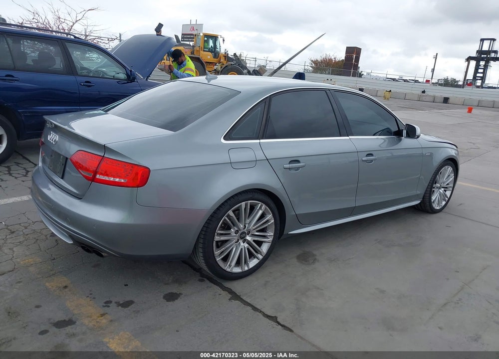 2011 AUDI S4 3.0 PREMIUM PLUS VIN: WAUKGAFLXBA001517