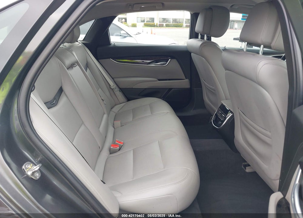 2013 CADILLAC XTS VIN: 2G61P5S33D9215214