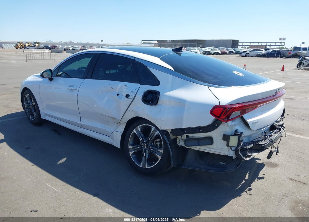 2021 KIA K5 VIN: 5XXG34J27MG039072