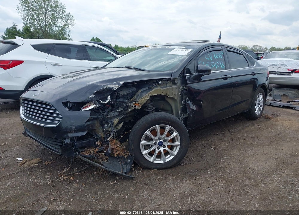 2015 FORD FUSION S VIN: 3FA6P0G77FR262976