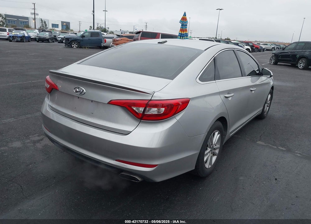 2016 HYUNDAI SONATA SE VIN: 5NPE24AF4GH342140
