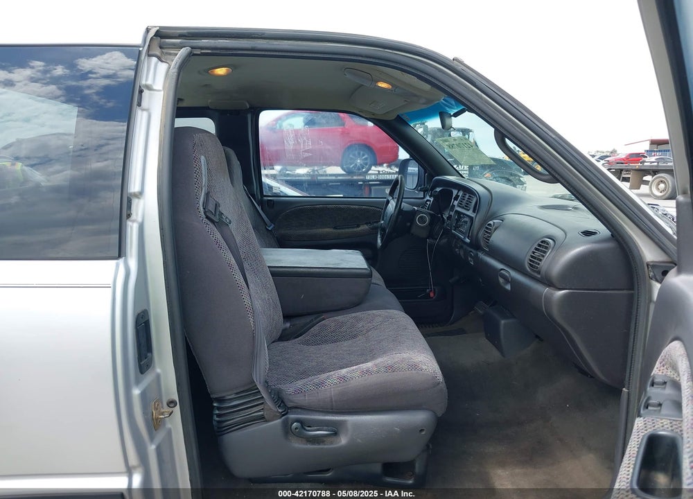 2001 DODGE RAM 1500 ST VIN: 1B7HC13Y41J549276