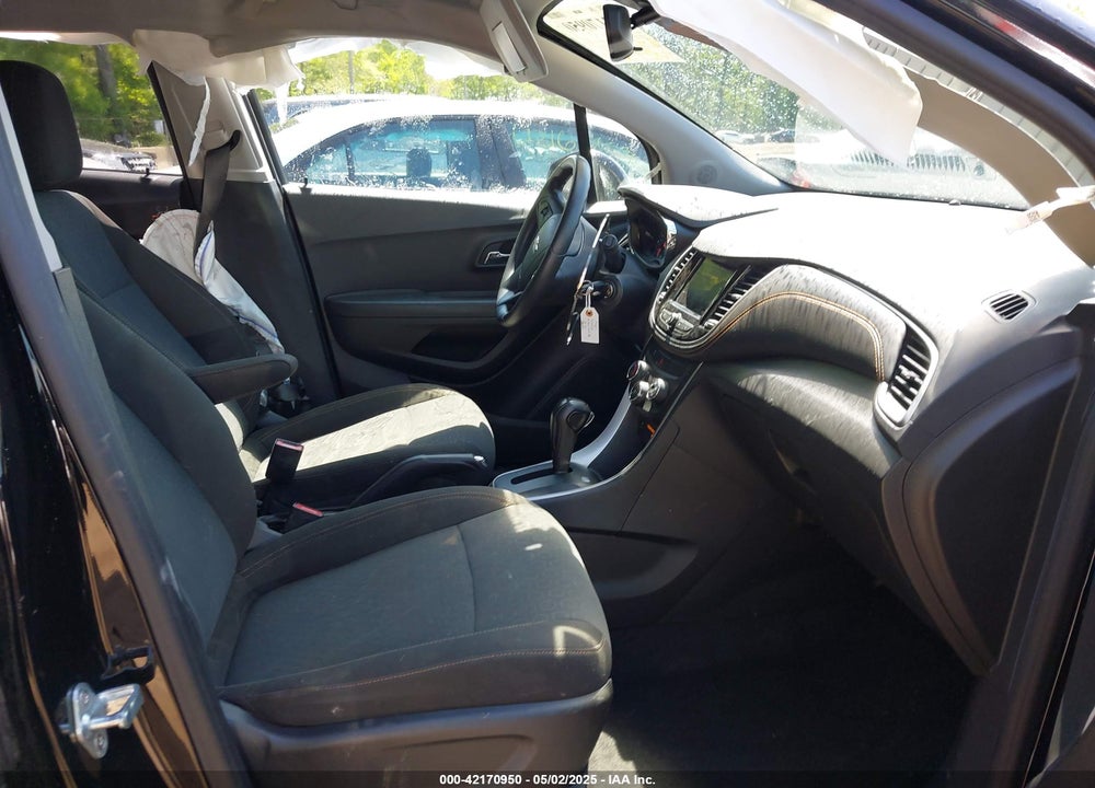 2020 CHEVROLET TRAX FWD LS VIN: KL7CJKSB9LB067027