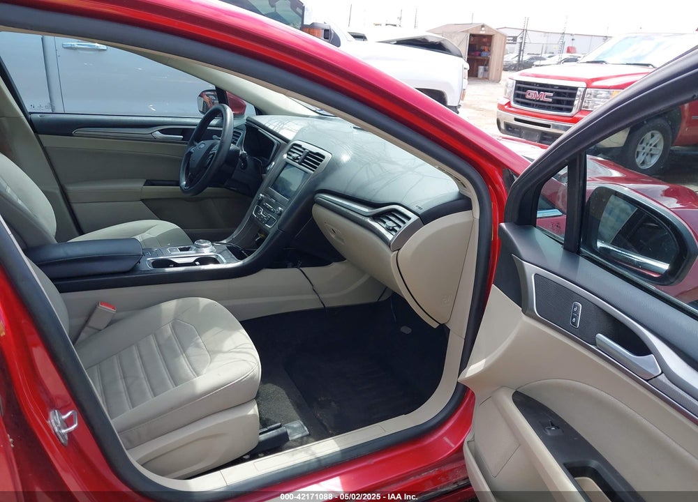 2020 FORD FUSION VIN: 3FA6P0HD5LR147857