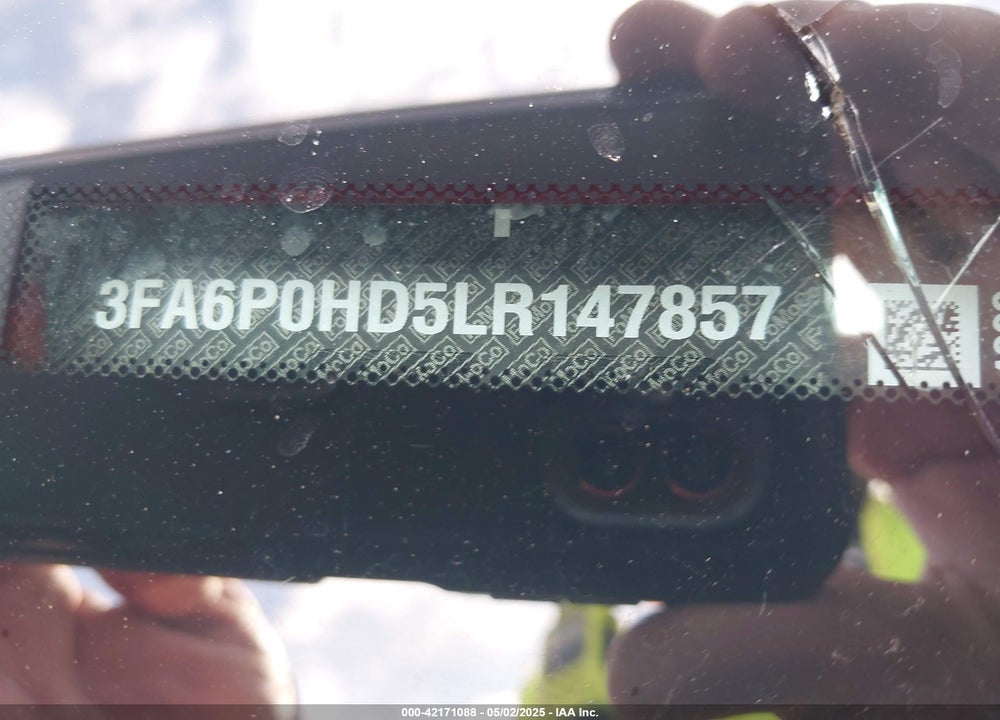 2020 FORD FUSION VIN: 3FA6P0HD5LR147857