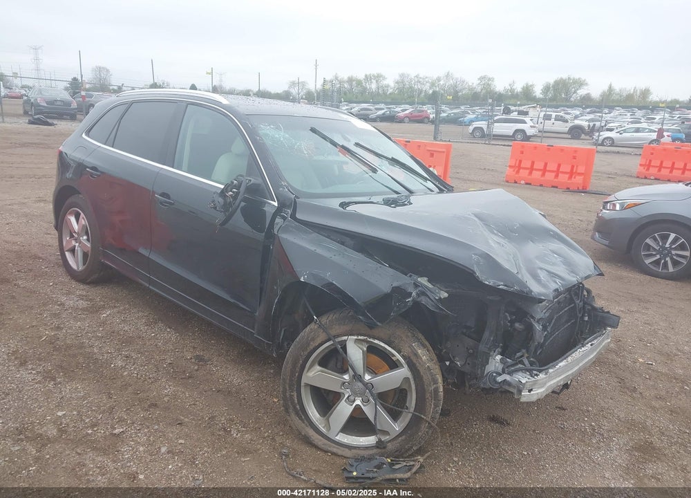 2012 AUDI Q5 3.2 PREMIUM VIN: WA1WKAFP1CA013704