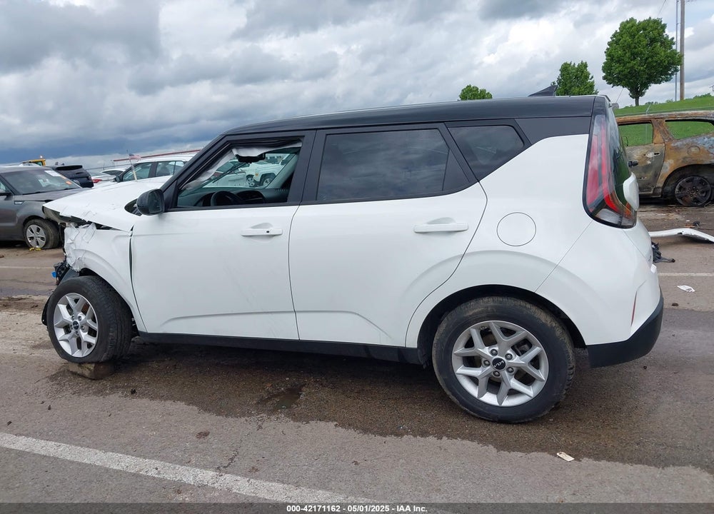 2024 KIA SOUL !/+/S VIN: KNDJ23AU2R7229642