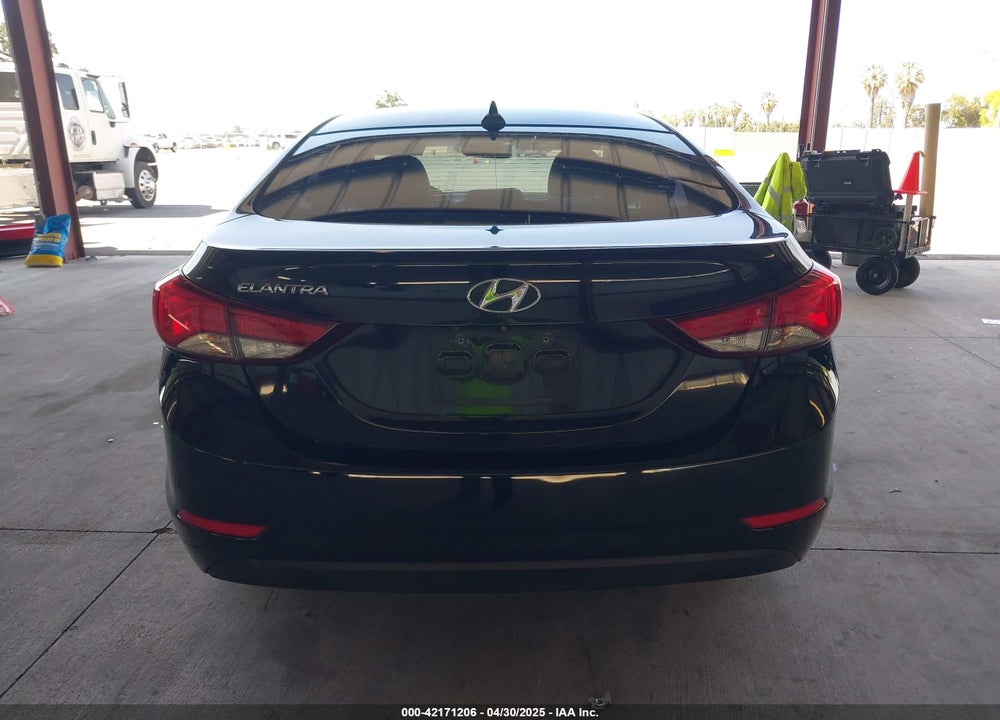 2016 HYUNDAI ELANTRA VIN: KMHDH4AEXGU487699