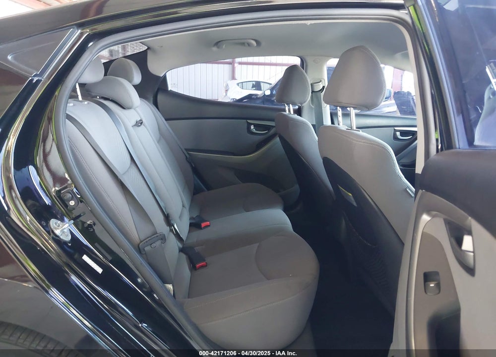 2016 HYUNDAI ELANTRA VIN: KMHDH4AEXGU487699