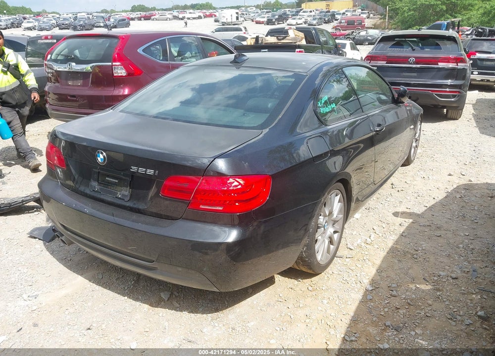2011 BMW 328I VIN: WBAKE3C59BE558791
