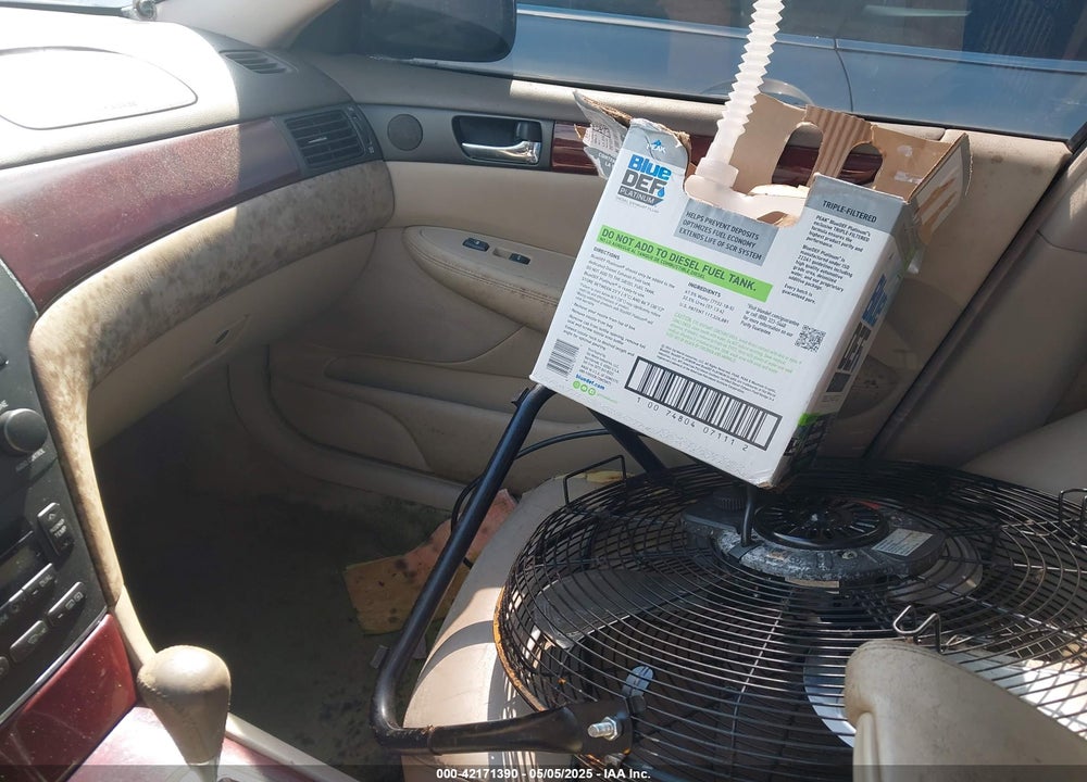 2003 LEXUS ES 300 VIN: JTHBF30G530137539