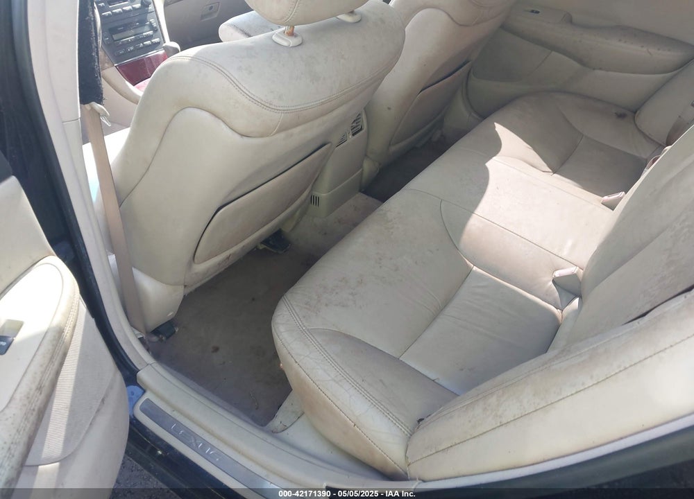 2003 LEXUS ES 300 VIN: JTHBF30G530137539