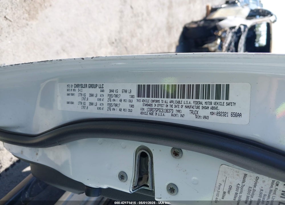 2012 RAM 1500 SLT VIN: 1C6RD7GP5CS136373