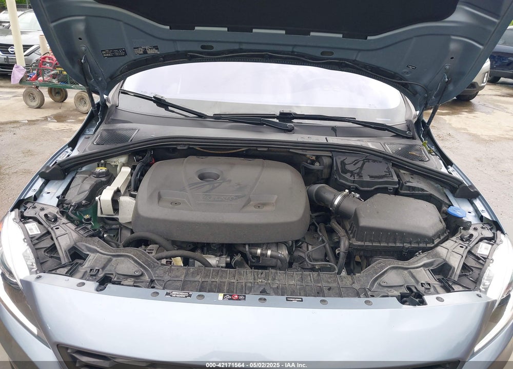 2018 VOLVO V60 CROSS COUNTRY VIN: YV440MWK2J2056350