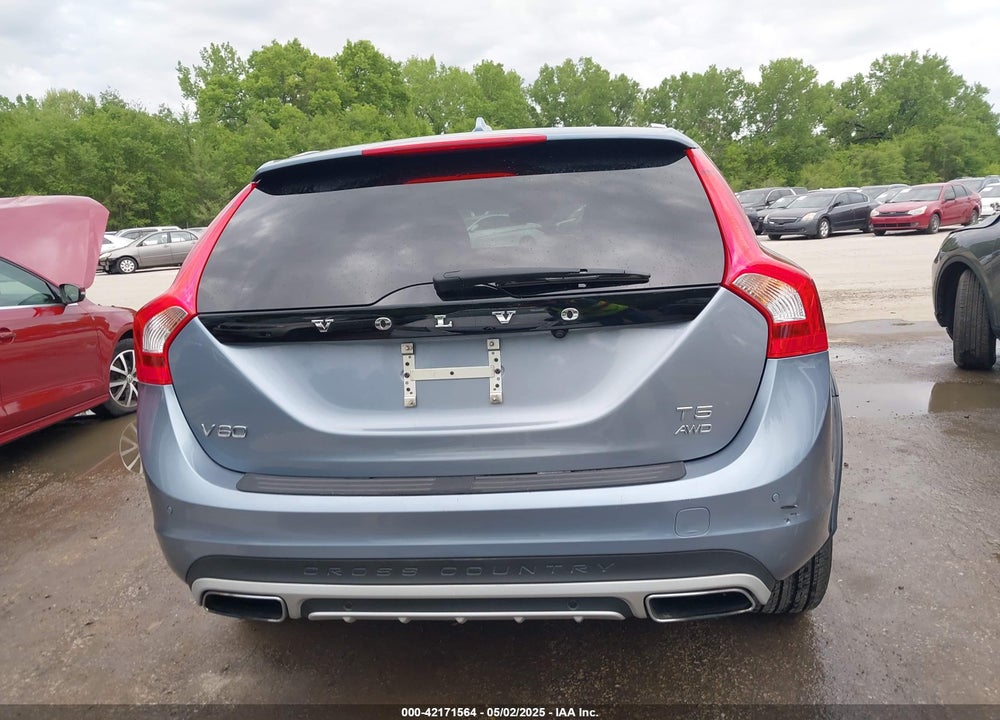 2018 VOLVO V60 CROSS COUNTRY VIN: YV440MWK2J2056350