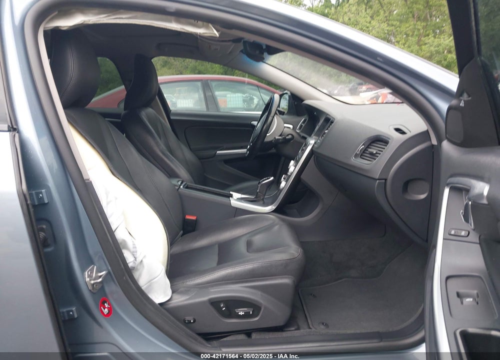 2018 VOLVO V60 CROSS COUNTRY VIN: YV440MWK2J2056350