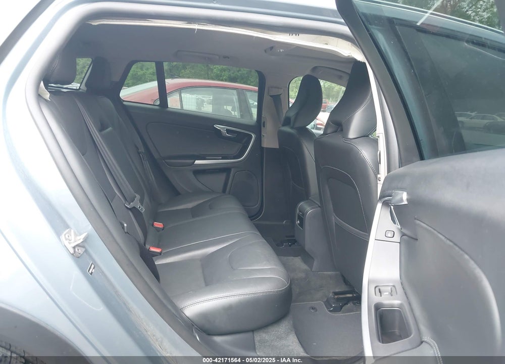 2018 VOLVO V60 CROSS COUNTRY VIN: YV440MWK2J2056350