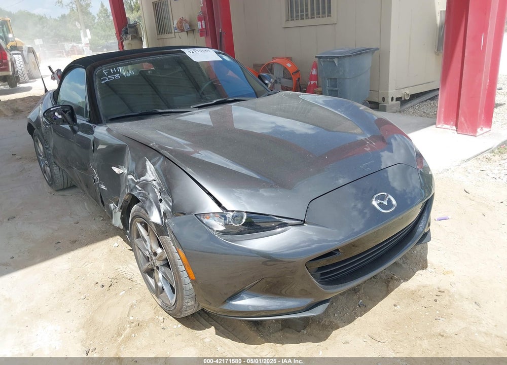 2022 MAZDA MX-5 MIATA VIN: JM1NDAD75N0502727