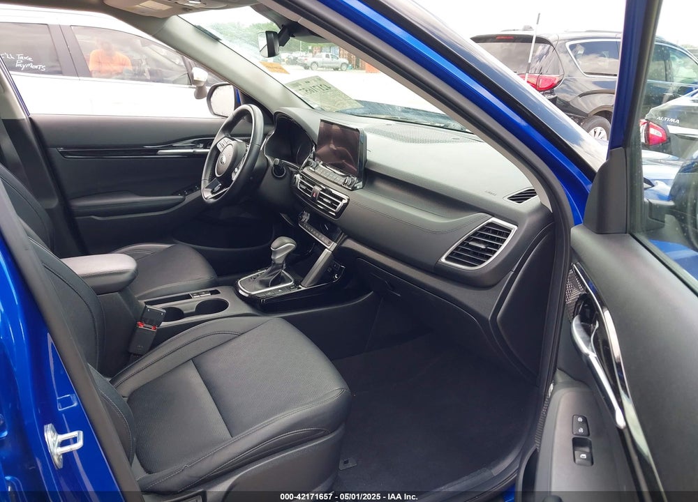 2021 KIA SELTOS VIN: KNDETCA22M7173899