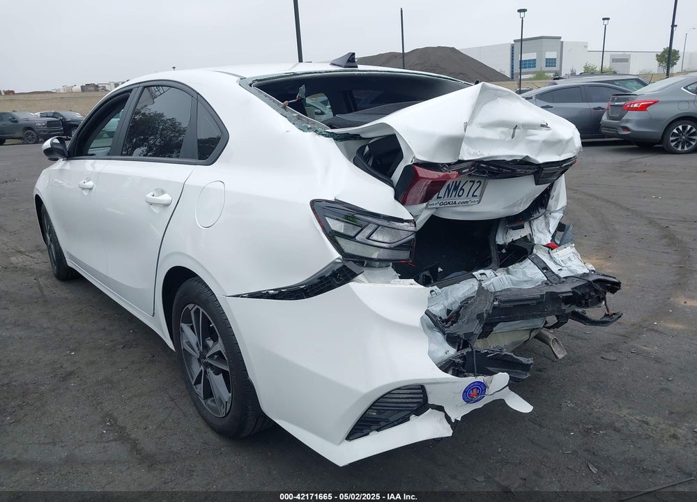 2024 KIA FORTE VIN: 3KPF24AD1RE708176