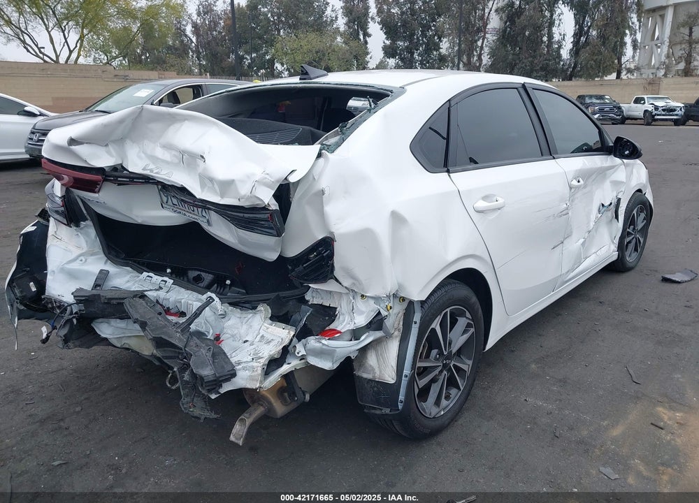 2024 KIA FORTE VIN: 3KPF24AD1RE708176